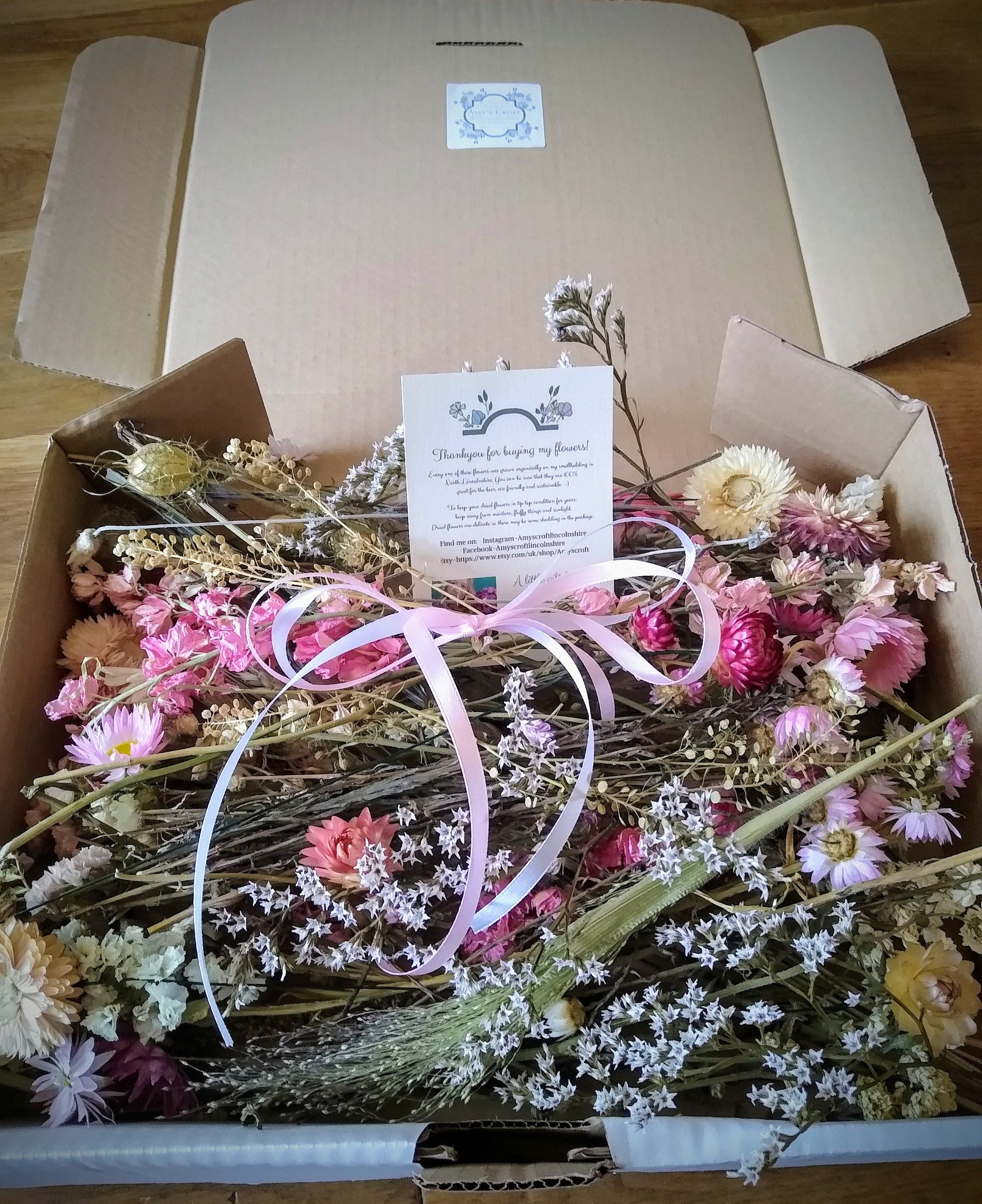 Pink & white British dried flowers. 40-300 stems, gift, DIY flowers, bouquet. Craft box, UK farm, wedding flowers, pink dried flowers, bulk