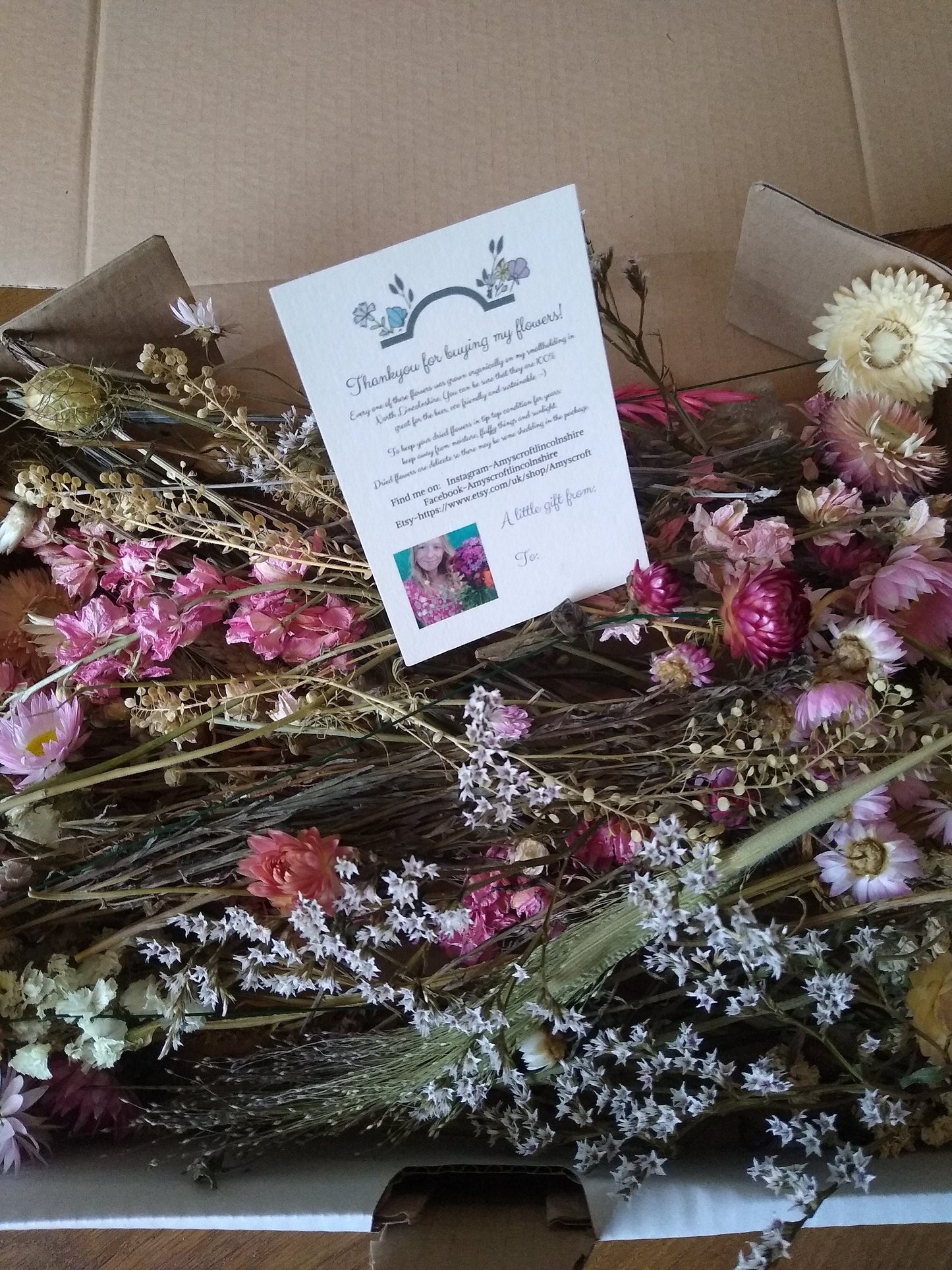 Pink & white British dried flowers. 40-300 stems, gift, DIY flowers, bouquet. Craft box, UK farm, wedding flowers, pink dried flowers, bulk