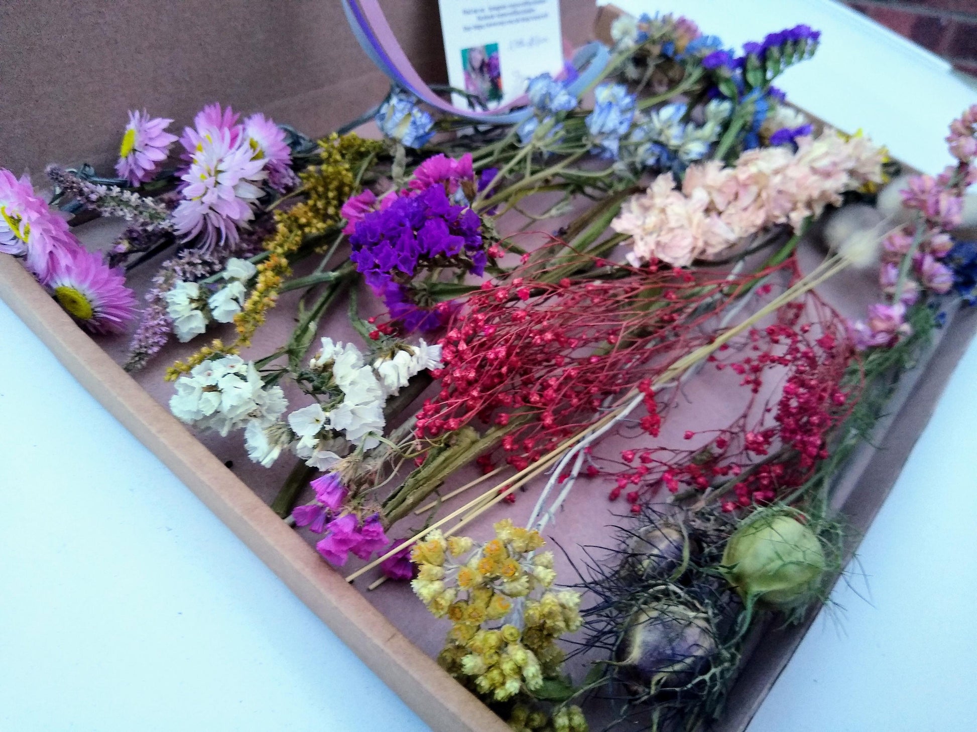 Cottage garden letterbox dried flowers, organic dried flower gift, pink, purple, blue, yellow DIY bouquet, Personalised gift, flowers box