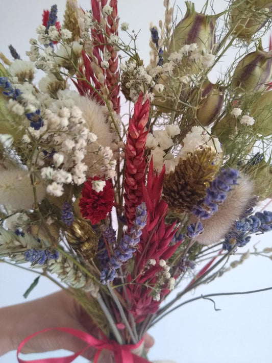 British blue red white gold dried flower bouquet posy, christmas flowers, wedding bouquet, 20 x 30cm, dried flower gift, christmas bouquet,