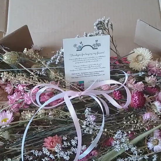 Pink & white British dried flowers. 40-300 stems, gift, DIY flowers, bouquet. Craft box, UK farm, wedding flowers, pink dried flowers, bulk