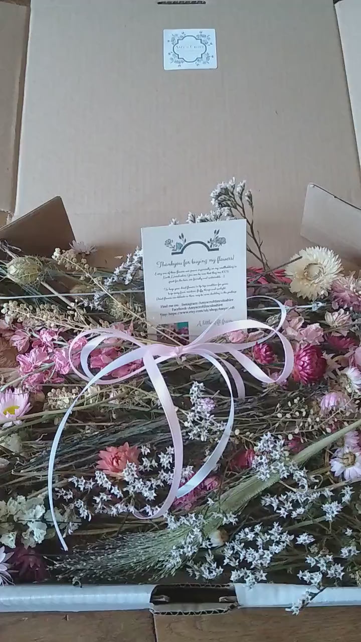 Pink & white British dried flowers. 40-300 stems, gift, DIY flowers, bouquet. Craft box, UK farm, wedding flowers, pink dried flowers, bulk
