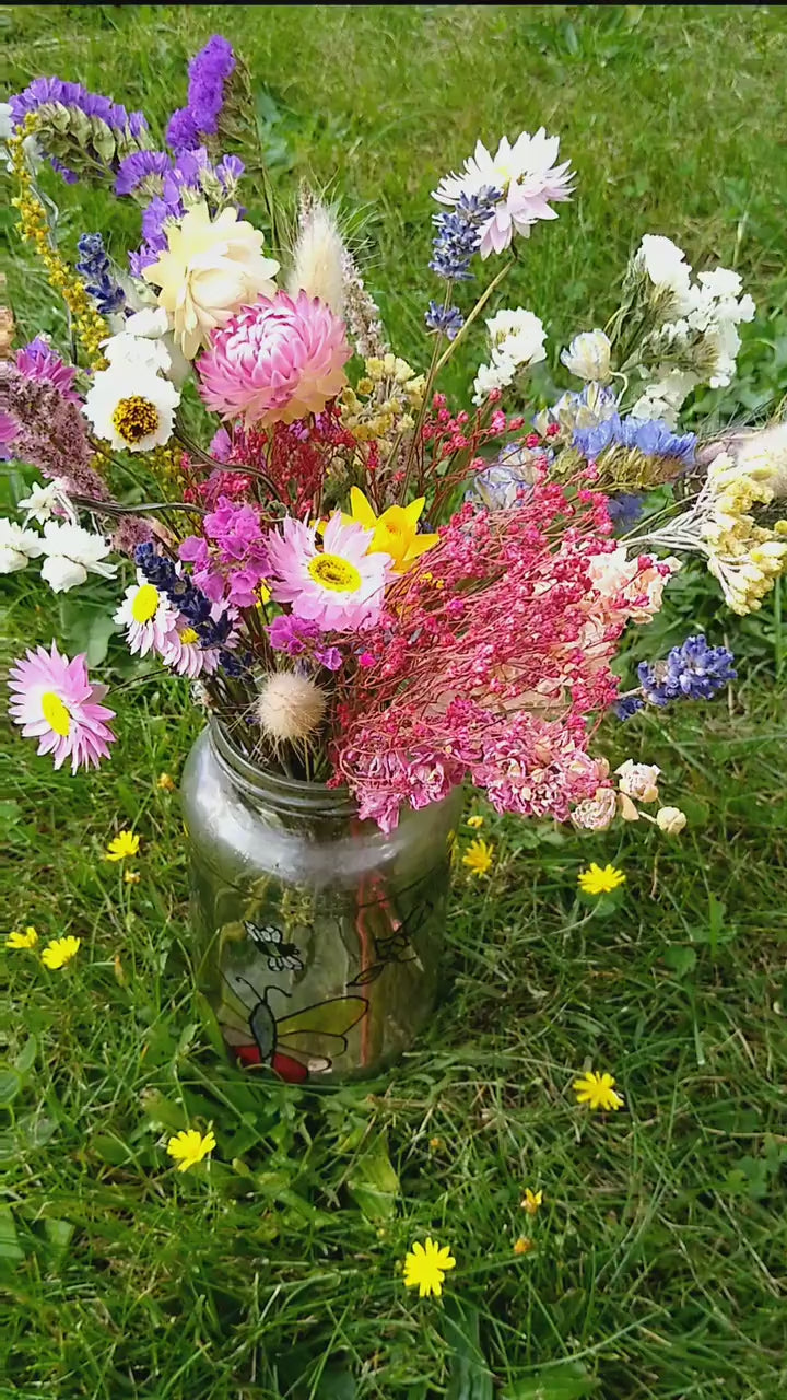 Cottage garden letterbox dried flowers, organic dried flower gift, pink, purple, blue, yellow DIY bouquet, Personalised gift, flowers box